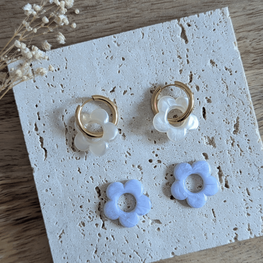 Combo pack boucles d'oreilles Blossom + pampilles fleurs supplémentaires